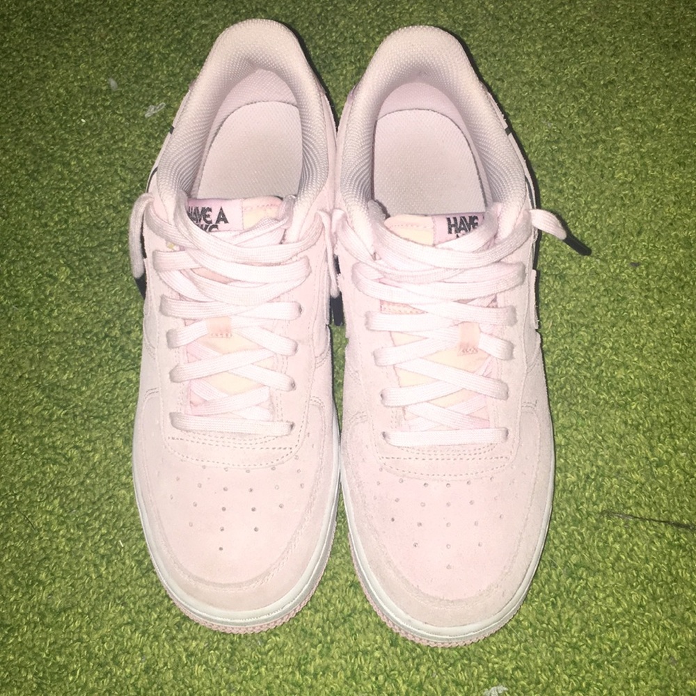 AF1 (RESERVED)